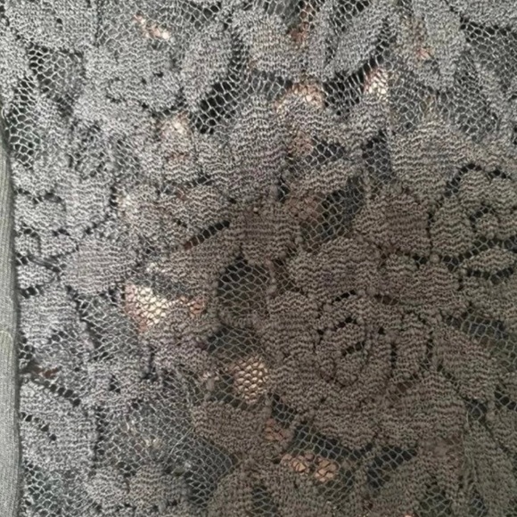 ✨VINTAGE ✨ LF lacey cut out crop top - Picture 4 of 4